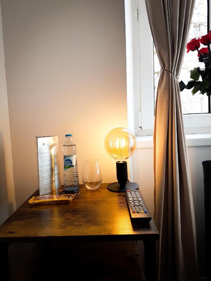 Topolove Rooms & Apartments クラクフ エクステリア 写真