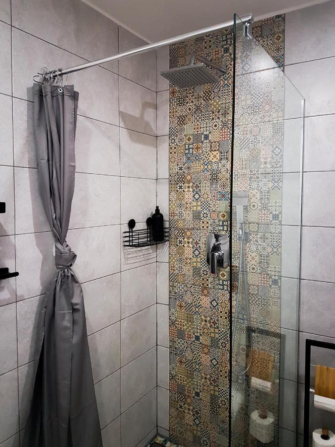 Topolove Rooms & Apartments クラクフ エクステリア 写真