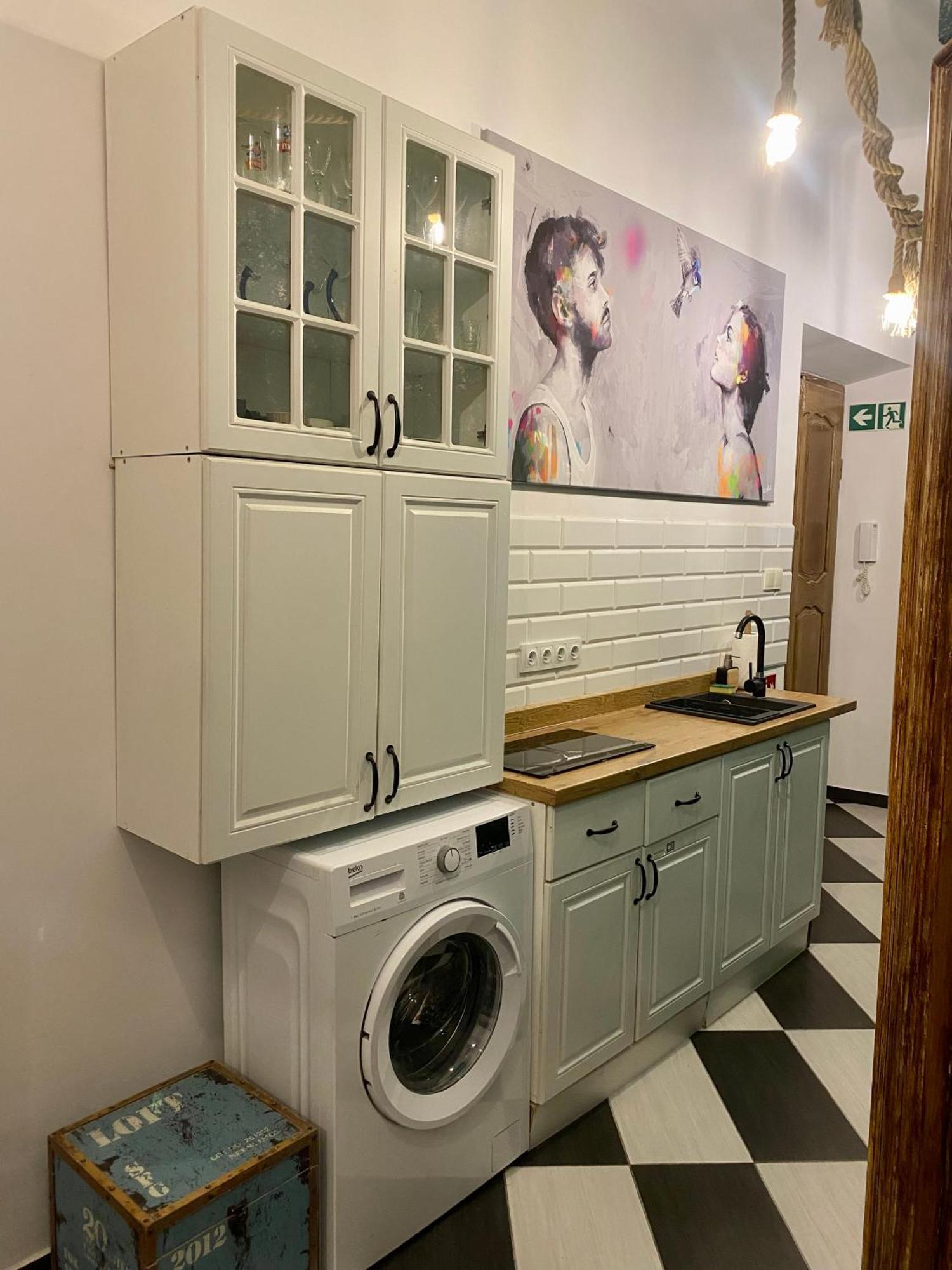Topolove Rooms & Apartments クラクフ エクステリア 写真